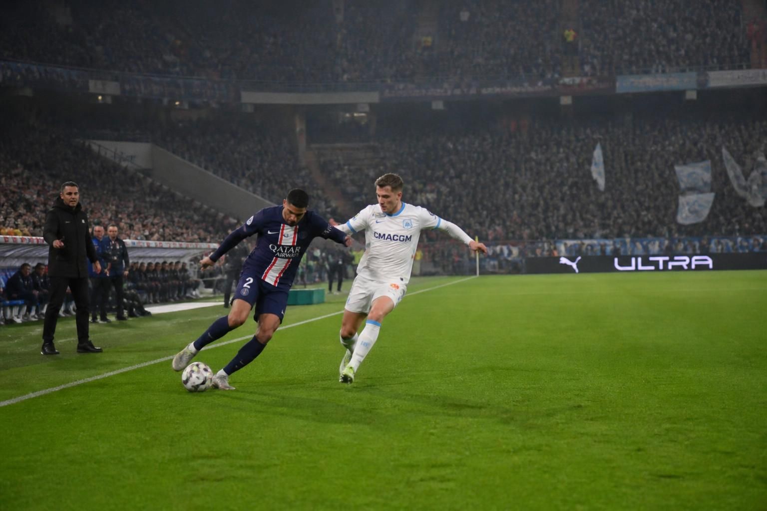 découvrez tout sur la ligue 1 : son format, son fonctionnement, les règles du championnat et ce qui fait le succès du football français.
